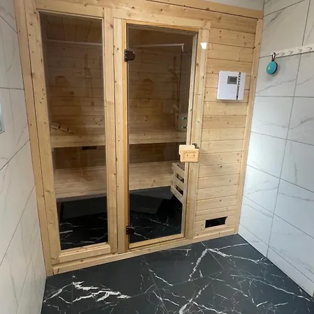 Tauplitz-grimming-view Mit Sauna Lägenhet *